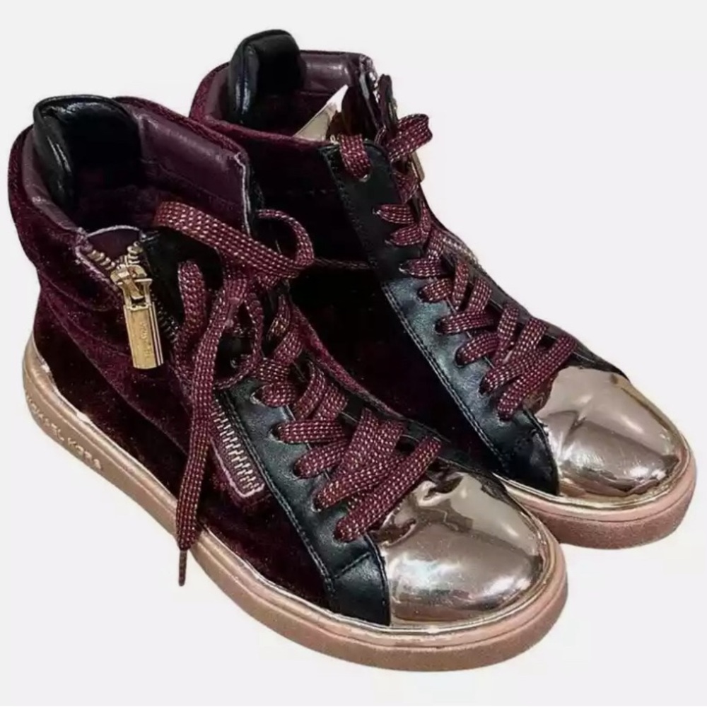 Michael Kors Ivy Bleu Black / Plum / Gold Metallic Side Zip Shoes